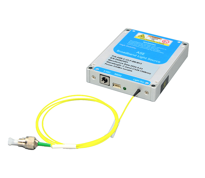 1dB Spectral Flatness C-band 200mW ASE Broadband Laser Source Module Type ASE-C-200-F1-SM-M